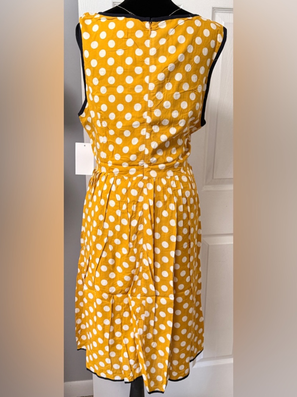 NWT Yellow Polka Dot Dress NWT L Retro Pinup inspired - Picture 3 of 9